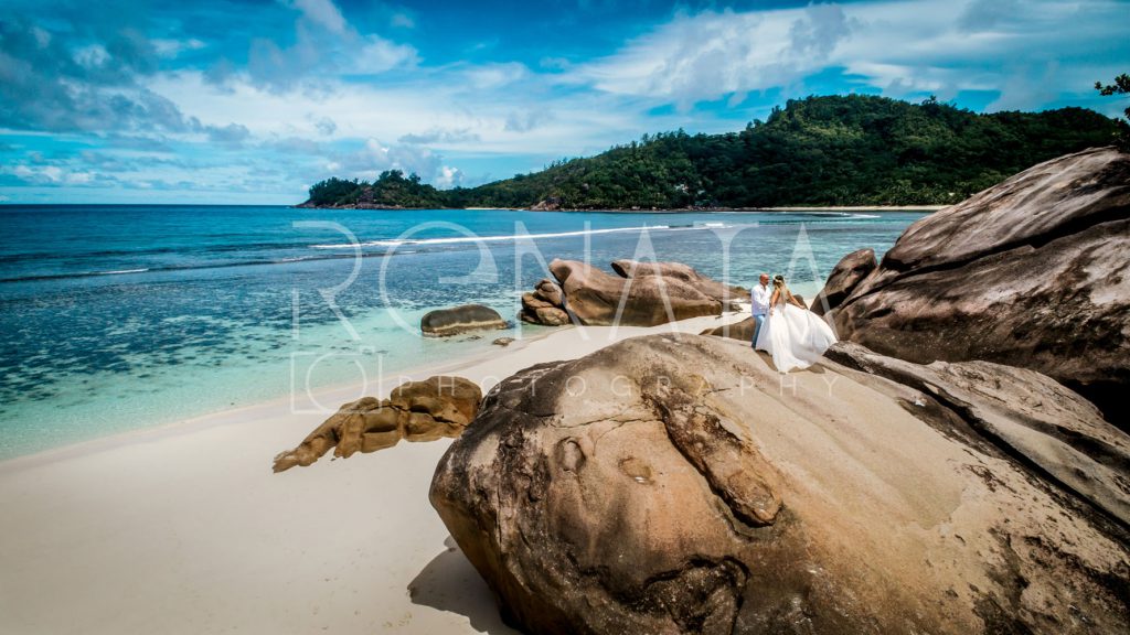Seychelles wedding